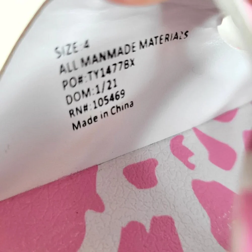 Girls' Olivia Miller Little Kid & Big Kid Moo Pink Footbed Sandals Size 4